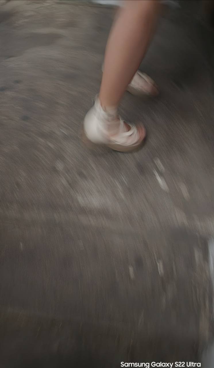 往廿埠大市场里走 左右多看看